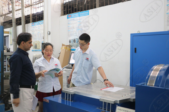 Alat Uji Getaran Acak Electrodynamic Shaker Untuk Baterai