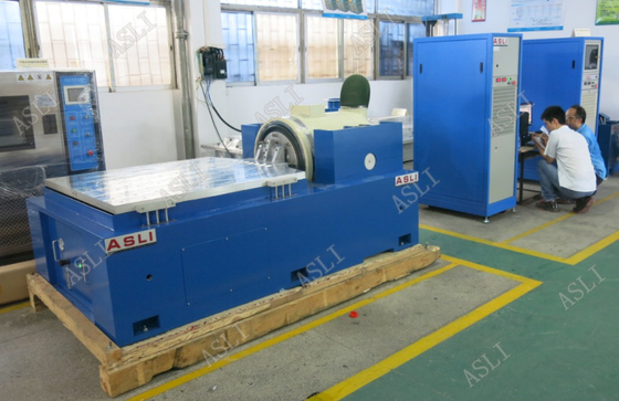 MIL-STD-810H Mesin pengujian getaran elektromagnetik frekuensi tinggi dengan pergeseran besar