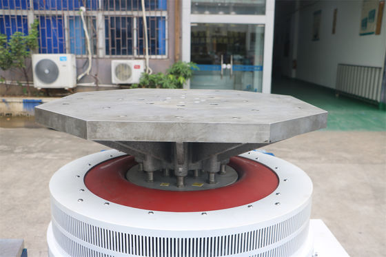 Perangkat pengendalian komputer Baterai elektromagnetik Percobaan tabel getaran untuk mobil