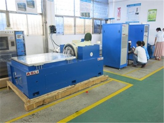 Meja Pengocok Getaran CE 380V