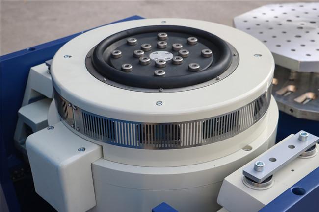 Simulasi Transportasi Laboratorium Frekuensi Tinggi Pengocok Getaran Elektrodinamik 4